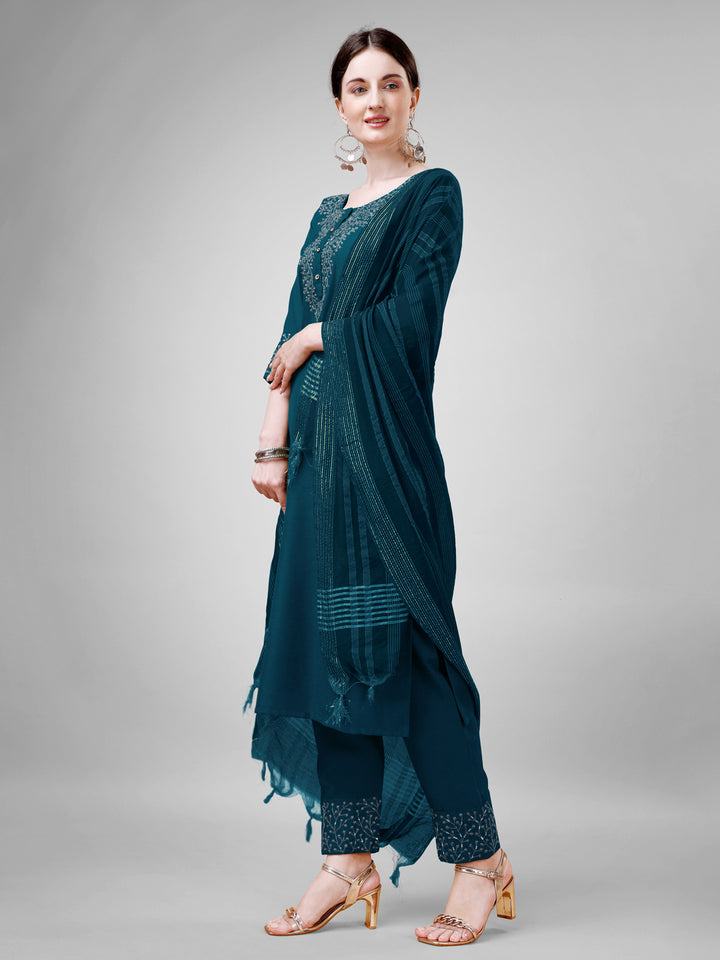 Chic Teal Blue Cotton Blend and Cotton Blend Combination | Highlighting a Stunning Silk Blend