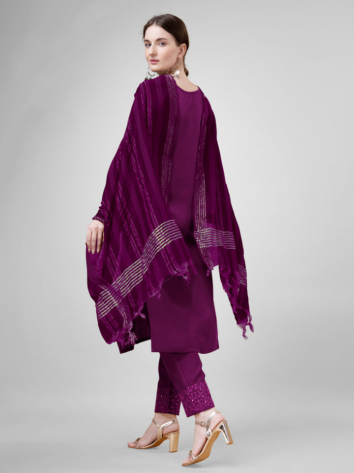 Chic Purple Cotton Blend and Cotton Blend Combination | Accentuated by a Silk Blend Dupatta