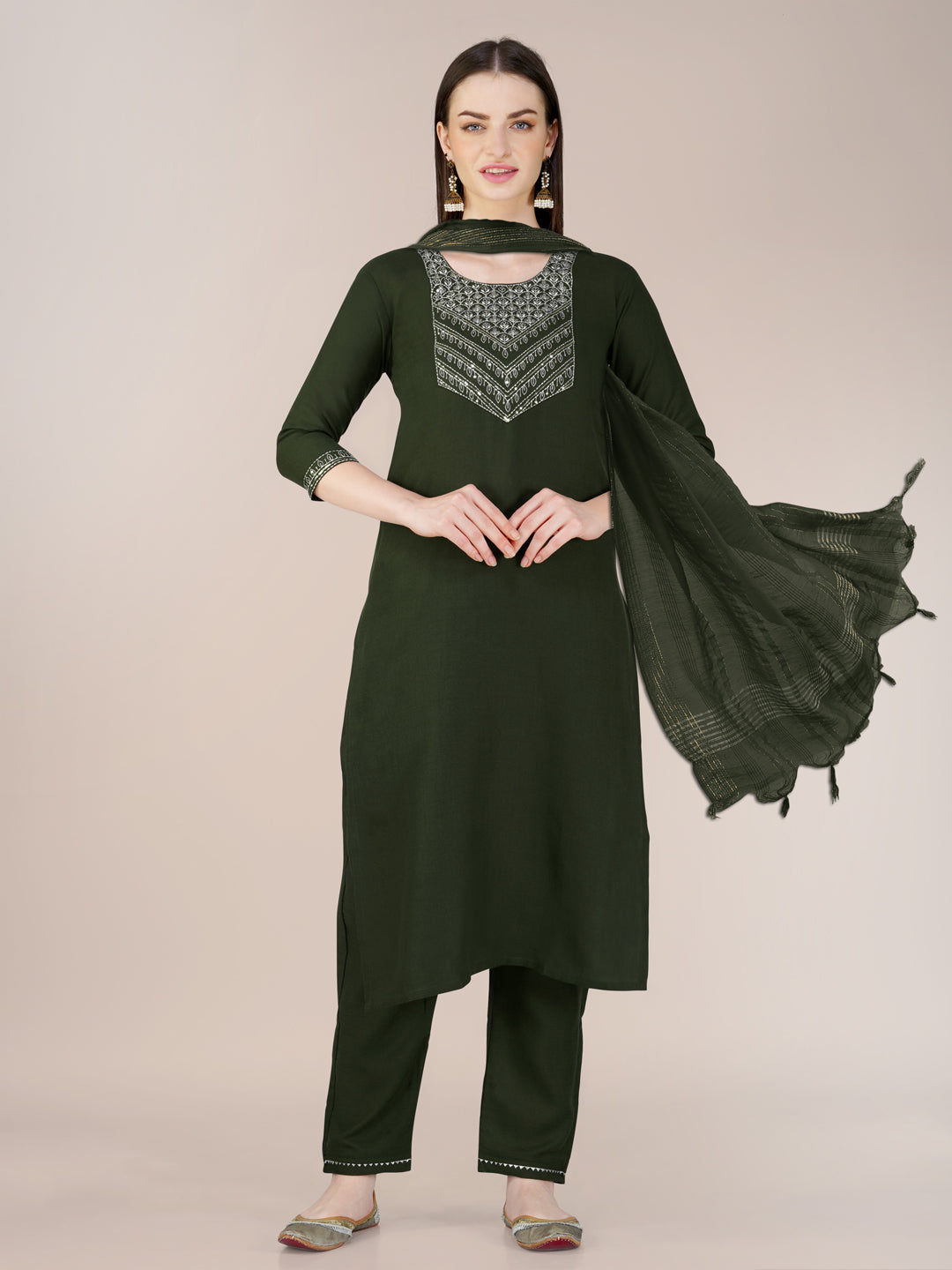 Chic Cotton Blend Combination | Accentuated by a Silk Blend Dupatta