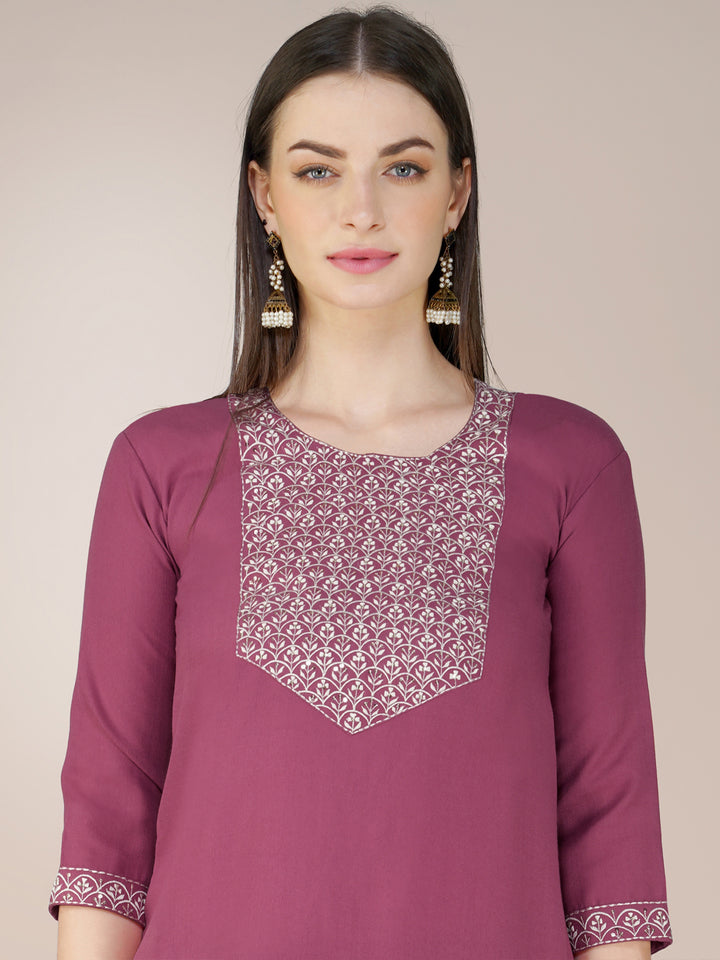Chic Cotton Blend Combination | Accentuated by a Silk Blend Dupatta