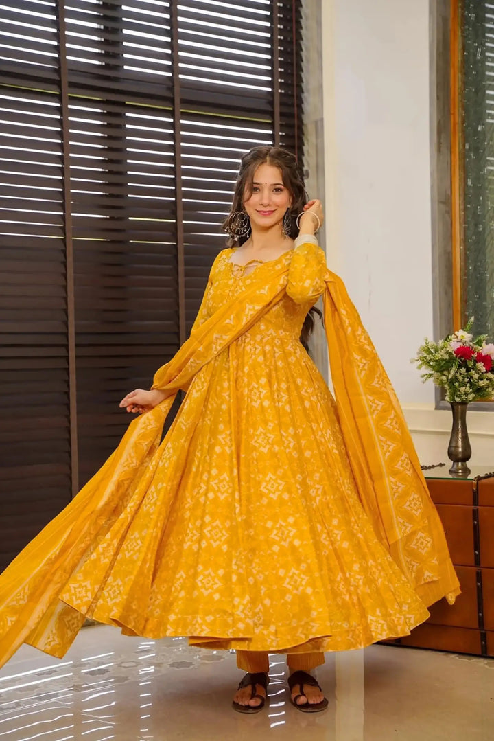 Designer Muslin Salwar Suit | Digital Printed Ethnic Set with Dupatta