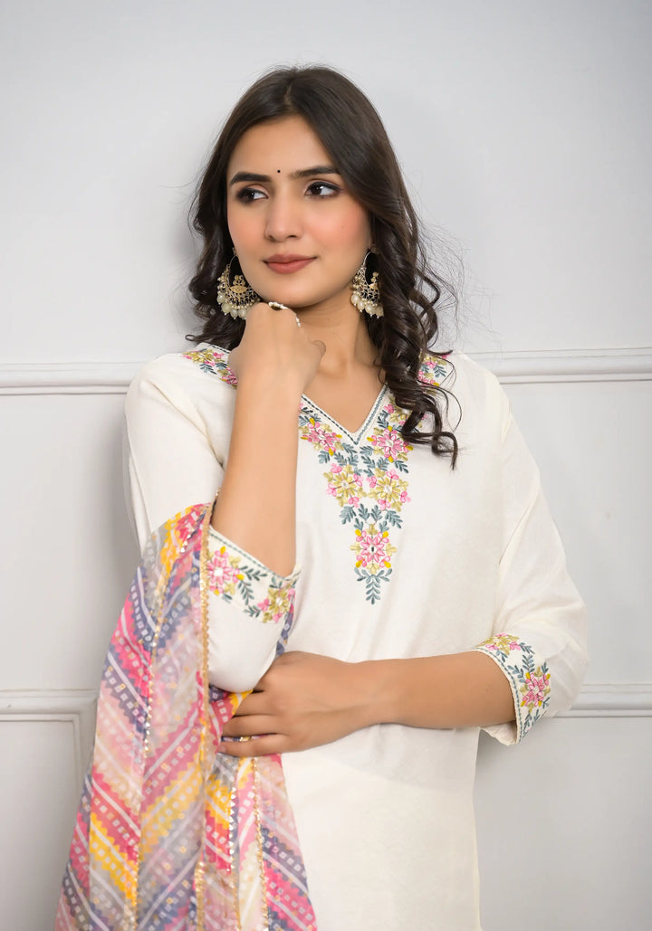 Chic Off white Viscose Blend and Viscose Blend Combination | Completed with a Gorgeous Teby Silk
