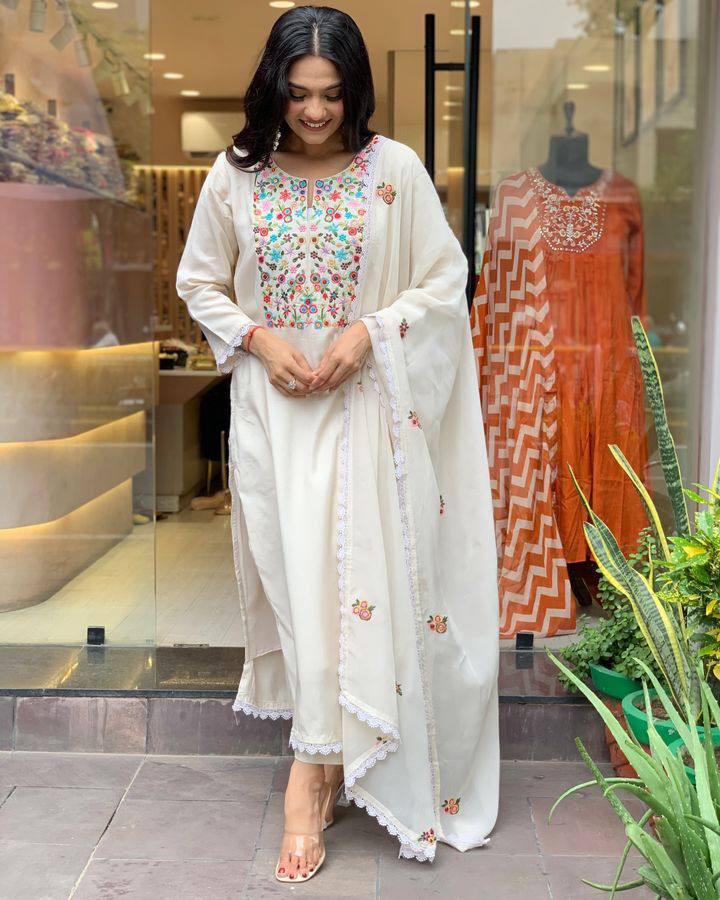 Chic Cream Viscose Chanderi and Viscose Chanderi Combination | Completed with a Gorgeous Chanderi