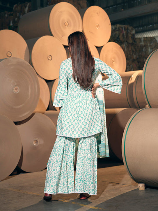 Chic Sea Green Salwar Kameez Combination | Accentuated by a Cotton Dupatta