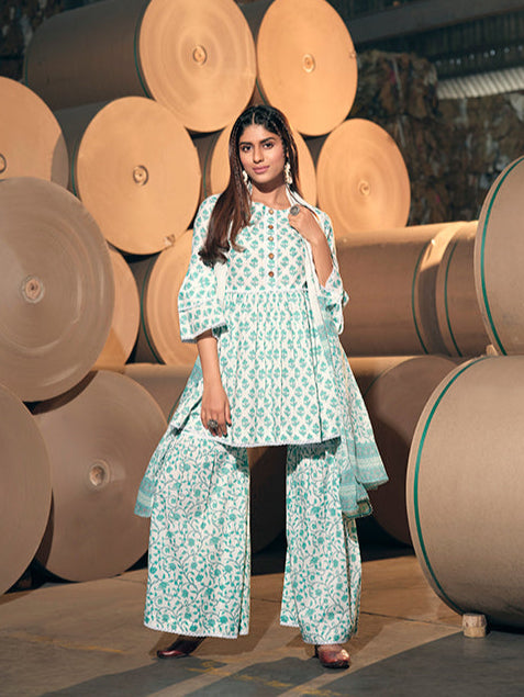 Chic Sea Green Salwar Kameez Combination | Accentuated by a Cotton Dupatta
