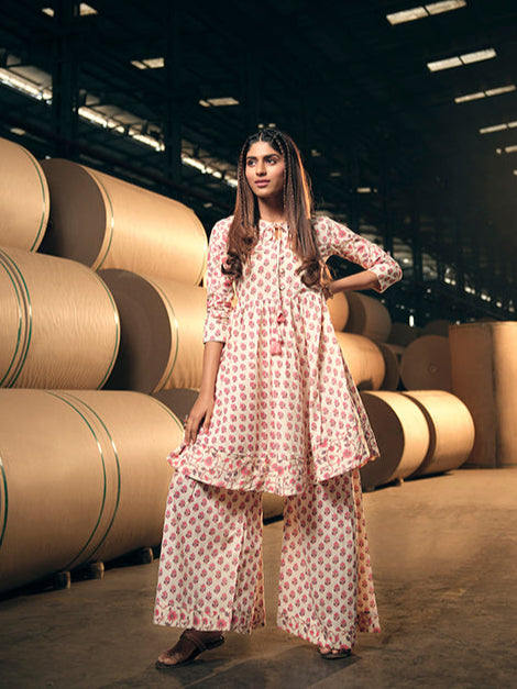 Stylish Pink Cotton Top Featuring Cotton Bottom | Highlighting a Stunning nan Dupatta