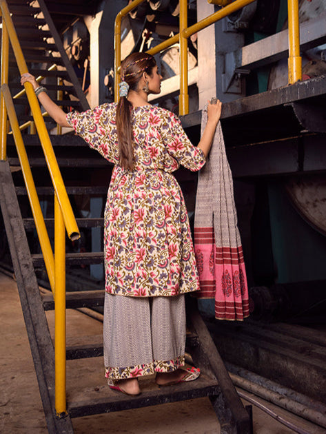 Graceful Multicolor Cotton Salwar Suit | Completed with a Gorgeous Cotton Dupatta