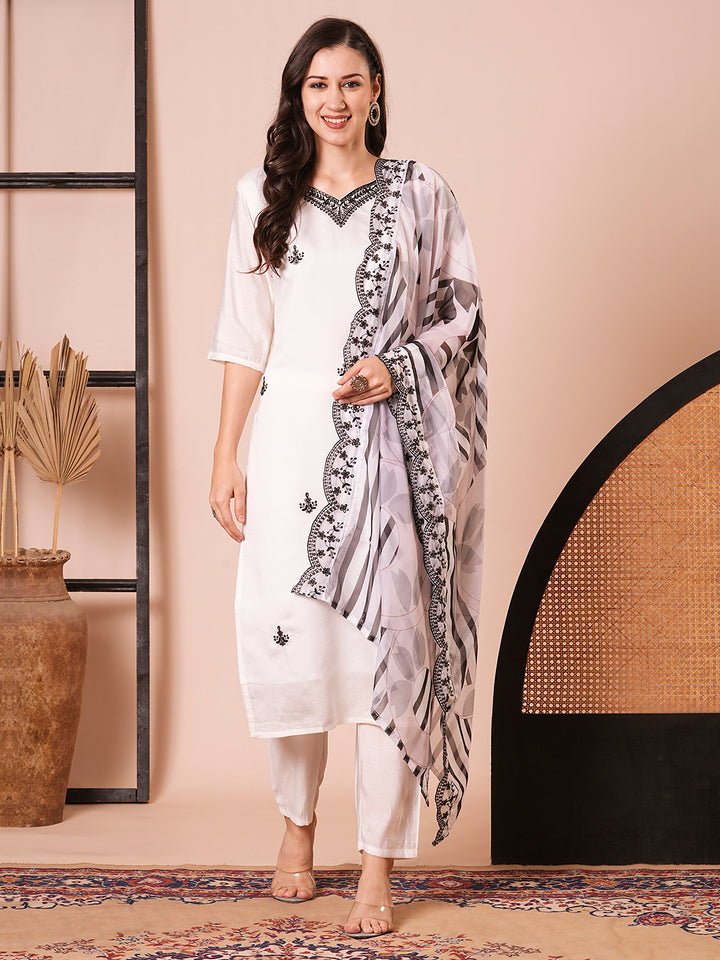 Gorgeous White Suit | PV Chanderi top bottom with Taby Silk dupatta