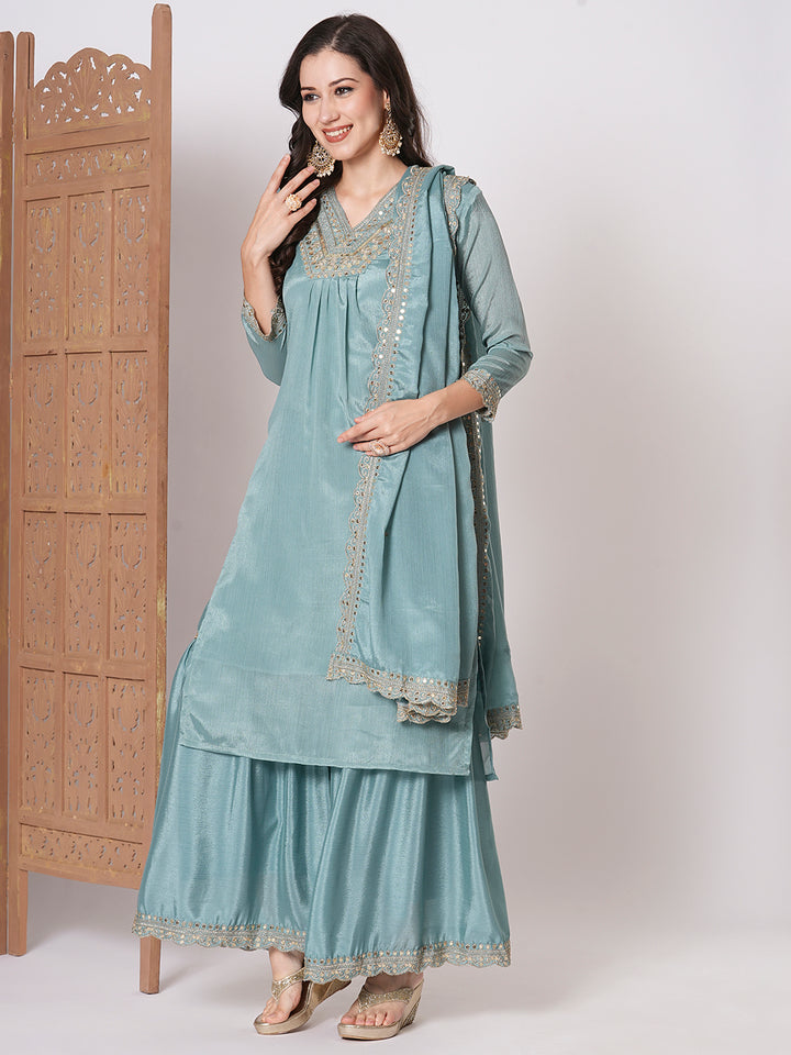 Chic Teal Blue Chinon and Silk Combination | Accentuated by a Chinon Dupatta