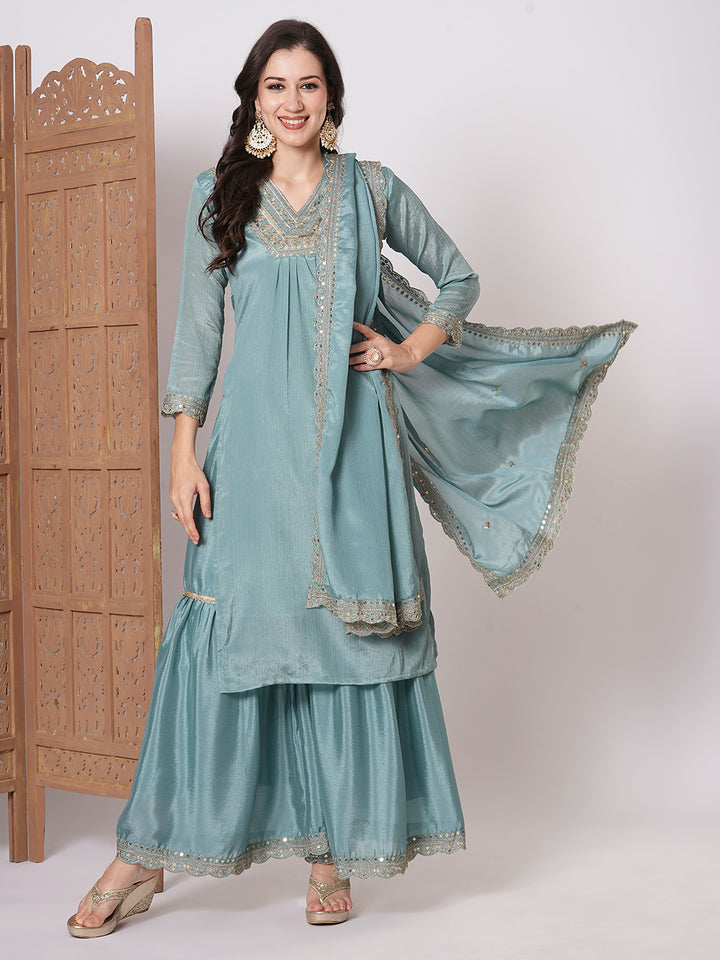Chic Teal Blue Chinon and Silk Combination | Accentuated by a Chinon Dupatta