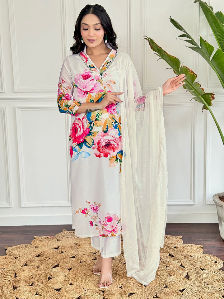 Elegant White French Crepe Top Matched with Viscose Rayon Bottom | Enhanced by a Beautiful Nazmin