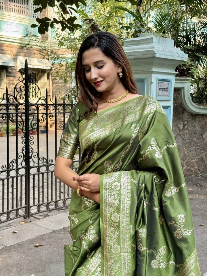 Banarasi Silk Saree Jacquard Wevon Work | Designer Jari Traditional and Wedding
