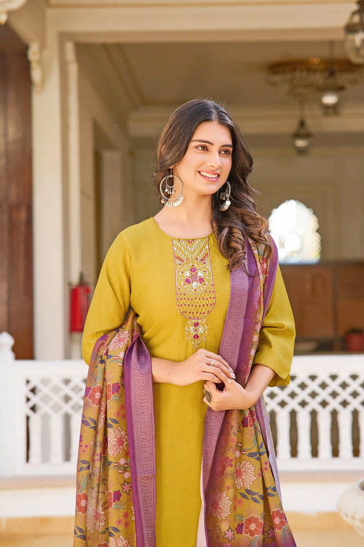 Stunning Mustard Suit | Vetigun top bottom with Chanderi dupatta