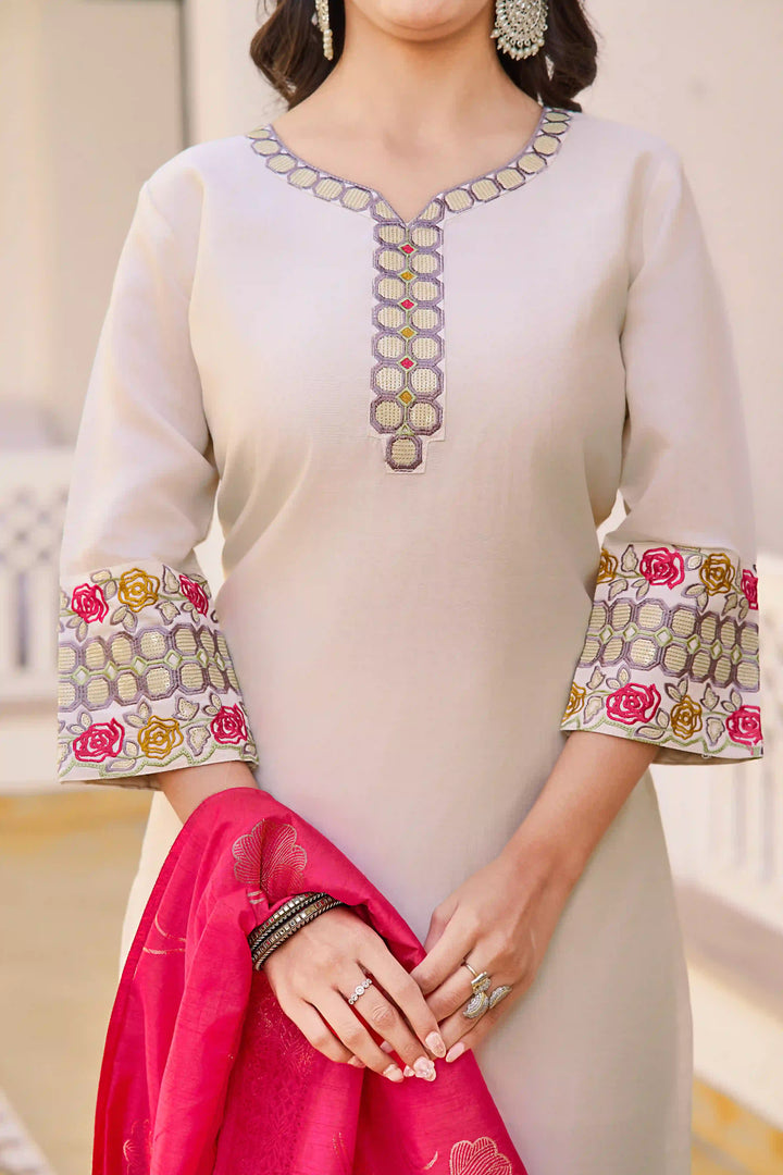 Charming Off White Suit | Vetigun top bottom with Chanderi dupatta