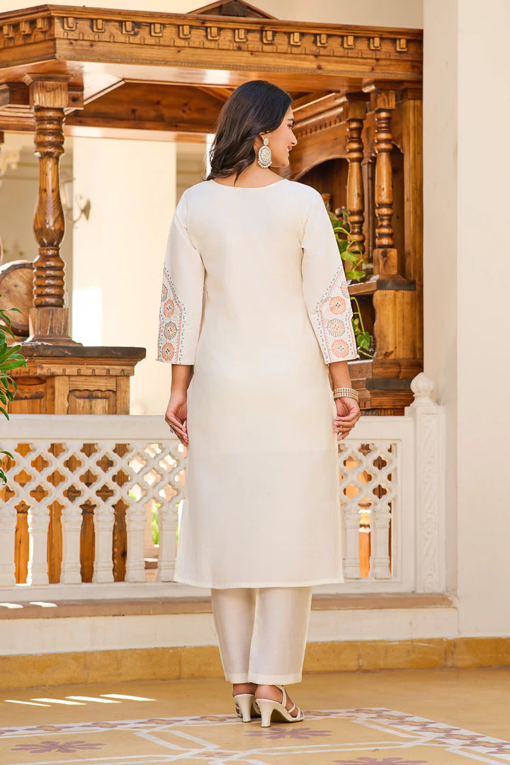 Charming Cream Suit | Vetigun top bottom with Chanderi dupatta