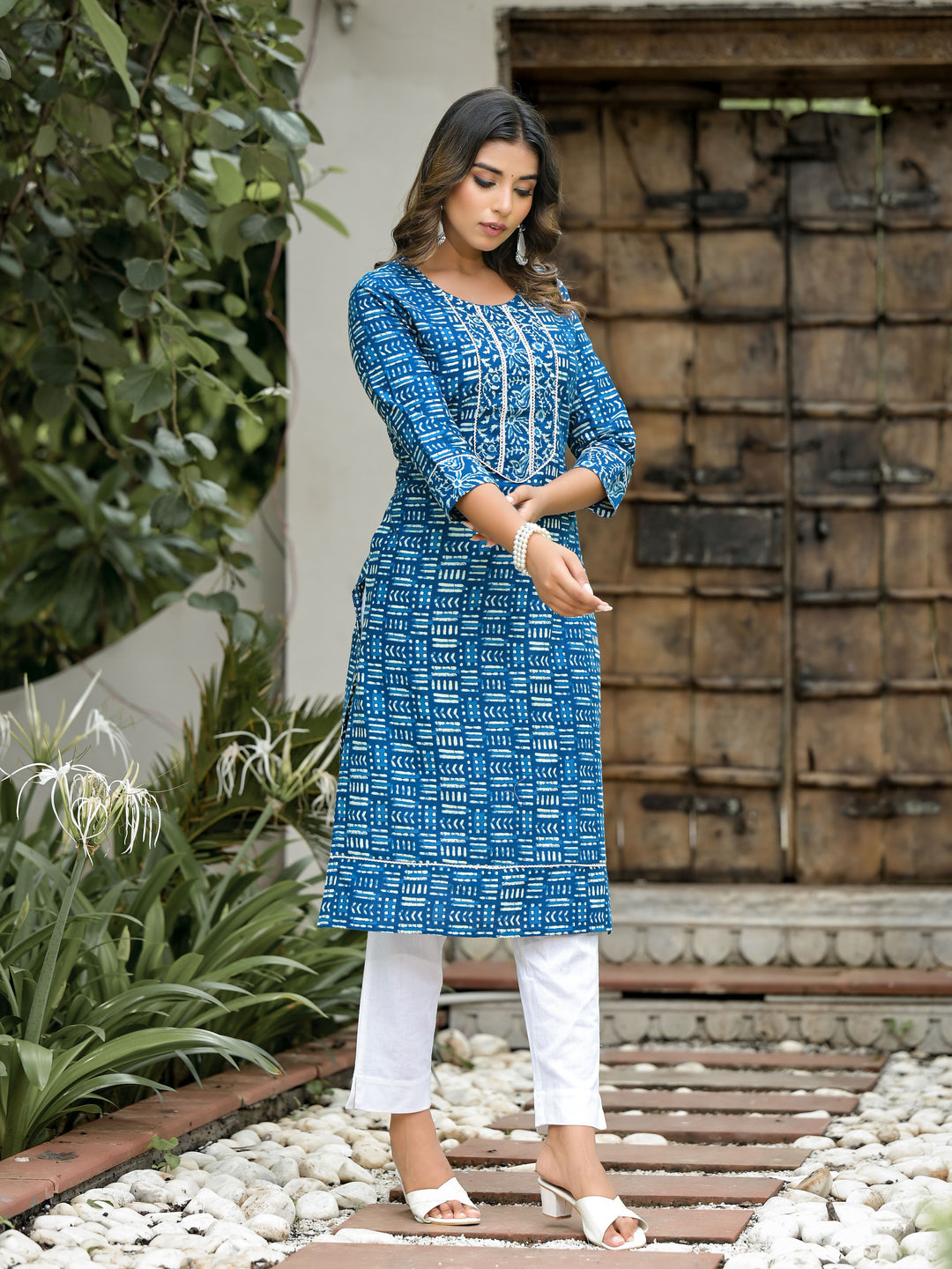 Chic Cotton Kurti for Women | Unique Printed & Mirror Detailing for Events