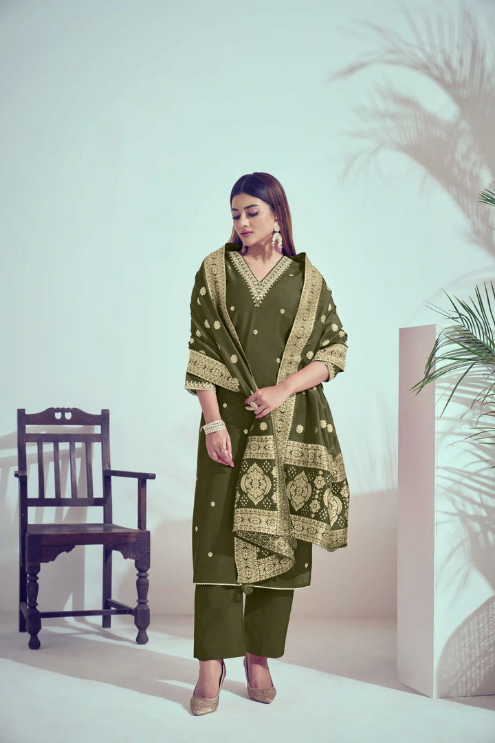 Elegant Bright Pink Suit | Roman Silk top bottom with Viscose Banarasi dupatta