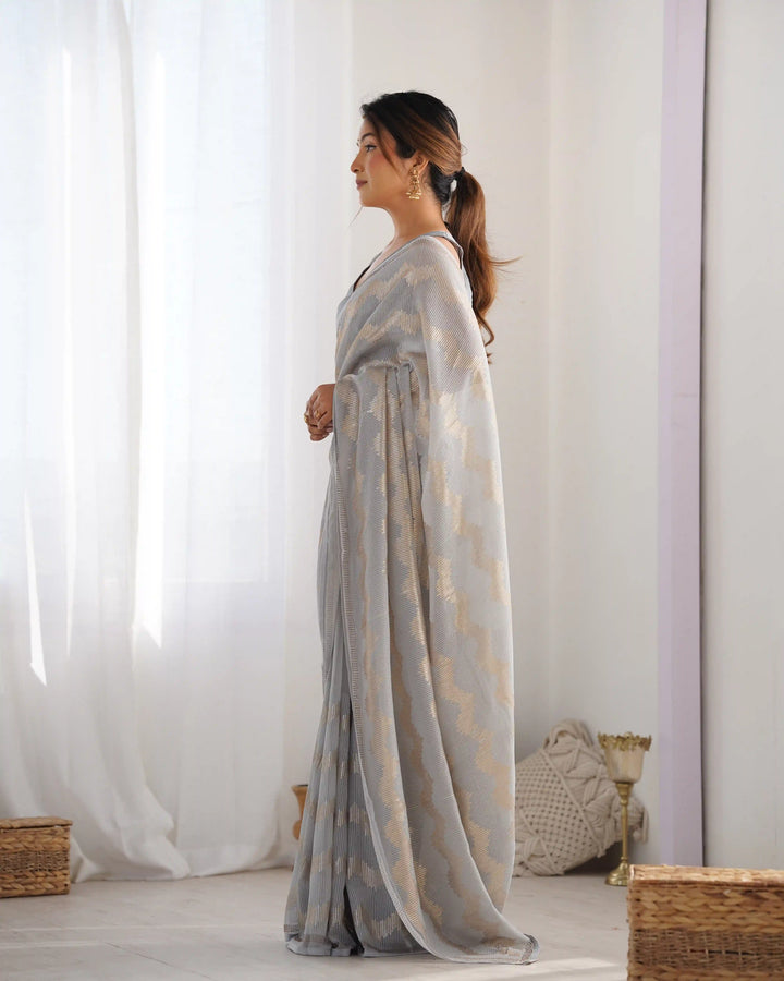 Stylish Georgette Saree | Mono Banglori Blouse Embroidered Border