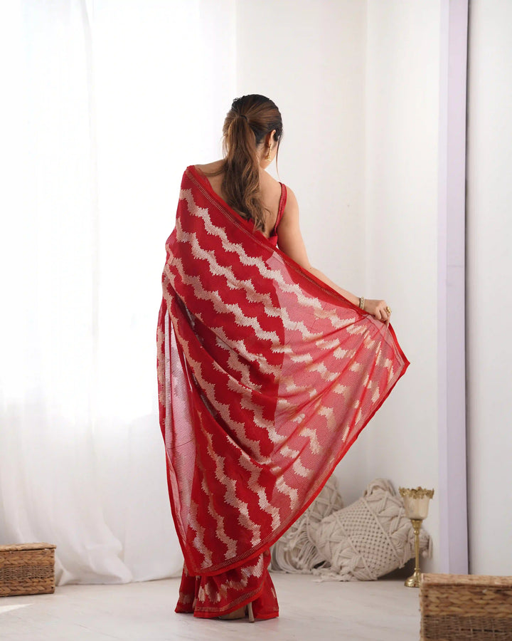 Stylish Georgette Saree | Mono Banglori Blouse Embroidered Border