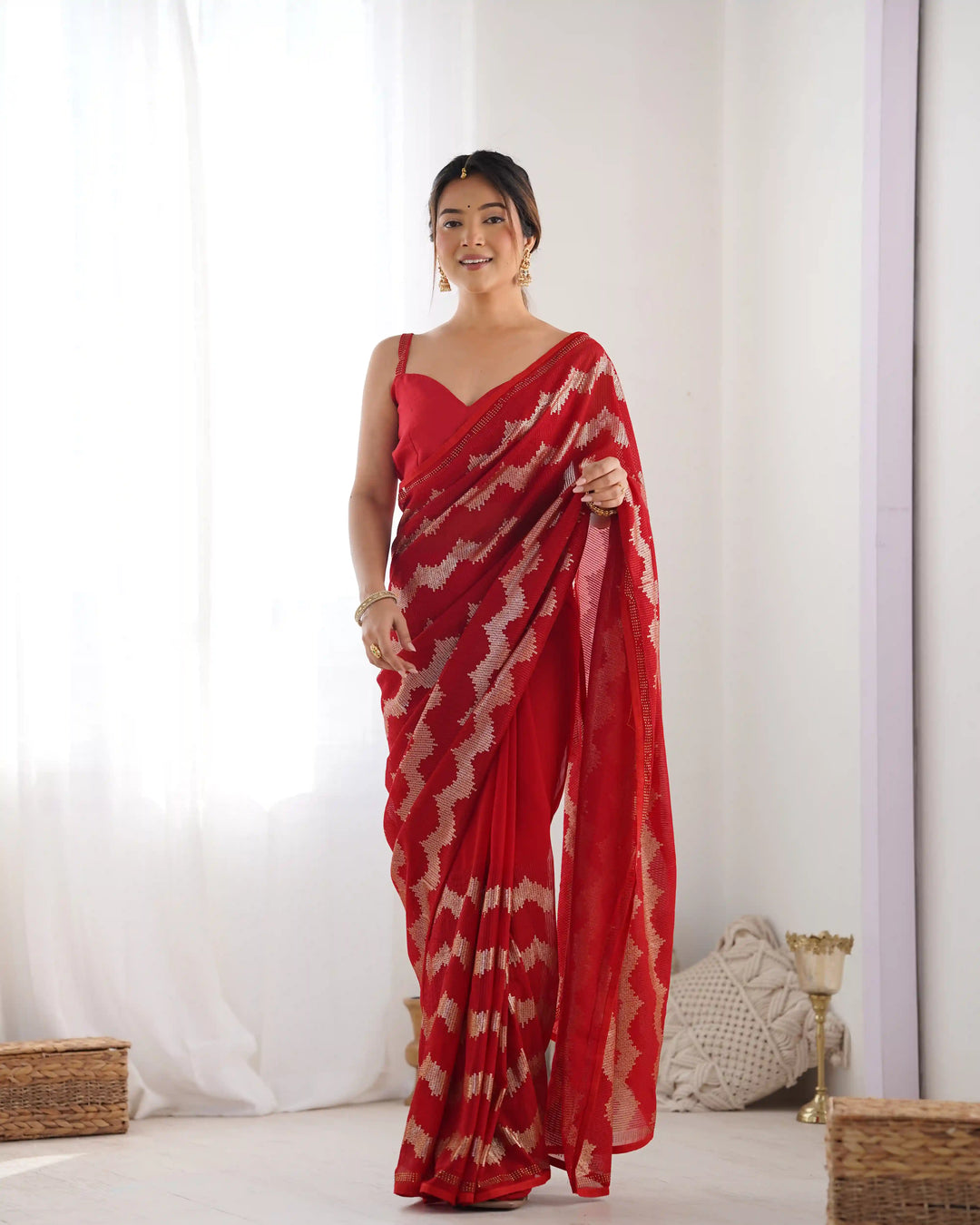 Stylish Georgette Saree | Mono Banglori Blouse Embroidered Border