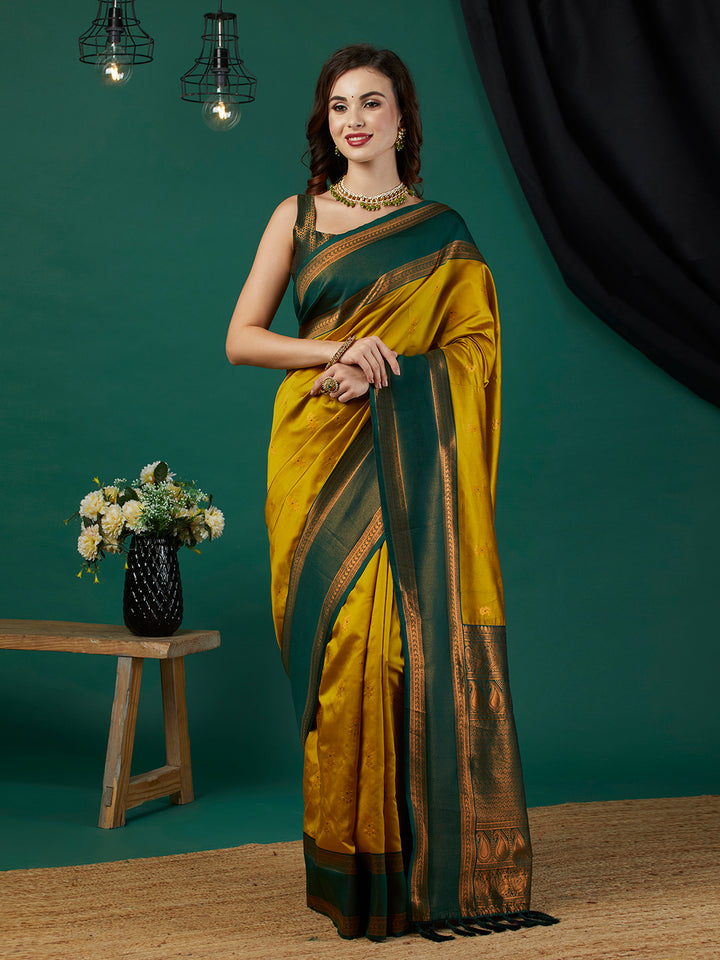 Fashionable Banarasi Silk Saree | Party Wear with Wevon Jari Blouse