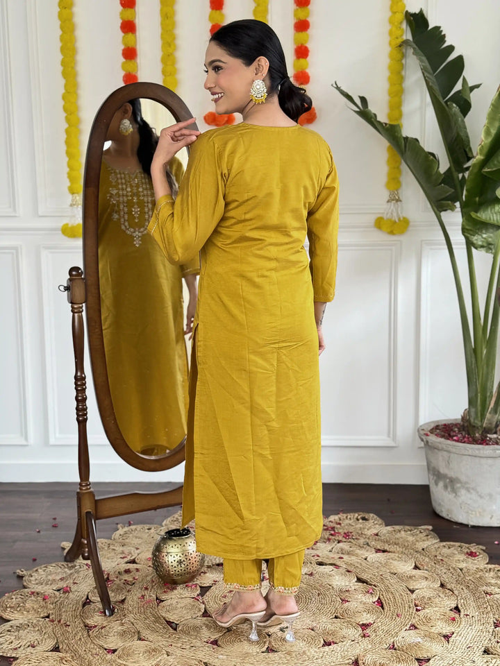 Stunning Mustard Suit | Viscose Chanderi top bottom with Linen dupatta