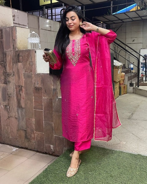Exquisite Designer Suit | Viscose Chanderi & Organza Dupatta For Any Occasion
