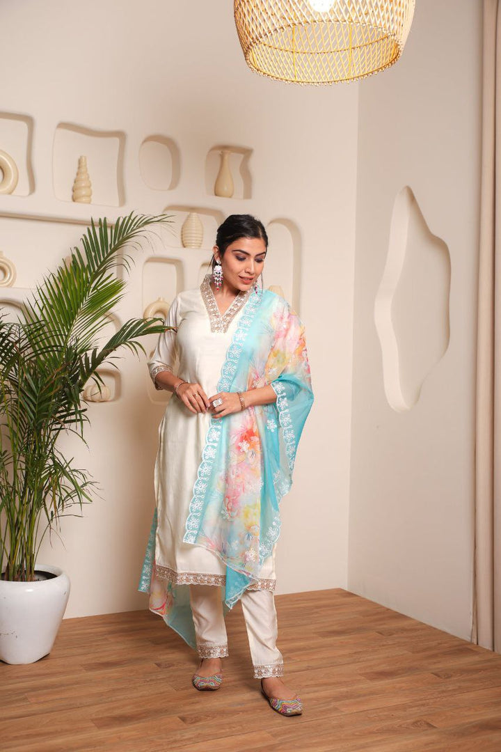 Elegant Off White Chanderi Cotton Salwar Suit | Organza Dupatta & Embroidery