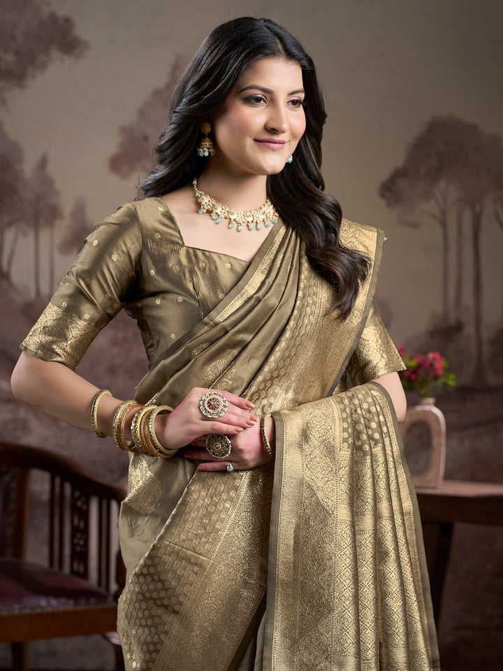 Stunning Wevon Pallu Saree | Light Green Lichi Silk for Special Occasions