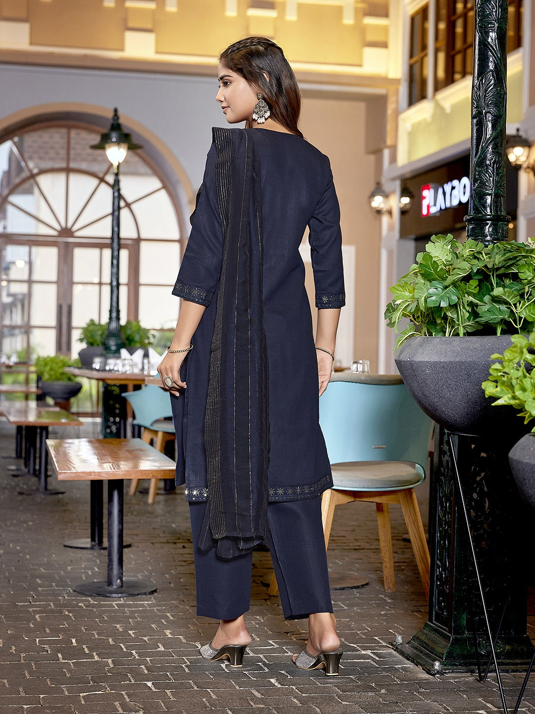 Chic Navy Cotton Blend and Cotton Blend Combination | Accentuated by a Viscose Dupatta