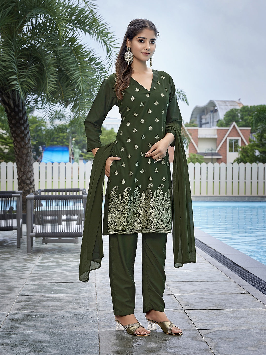 Chic Olive Green Crepe and Crepe Combination | Accentuated by a Georgette Dupatta
