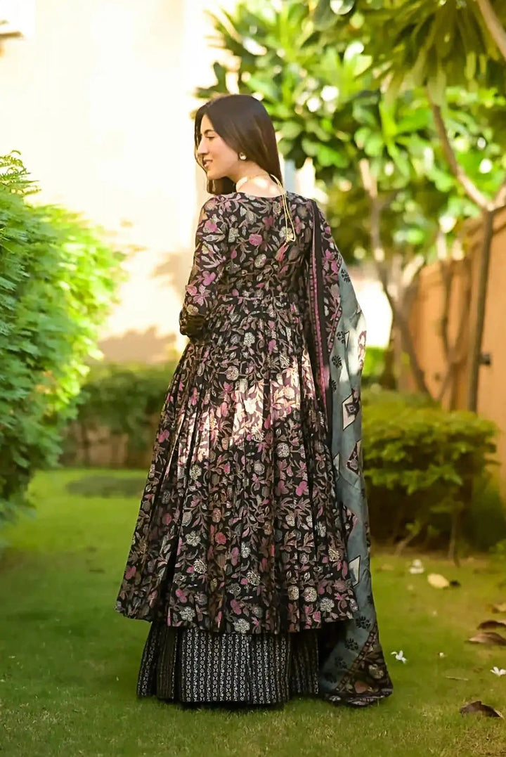 Fashionable Black Muslin Suit | Exclusive Digital Printed Attire