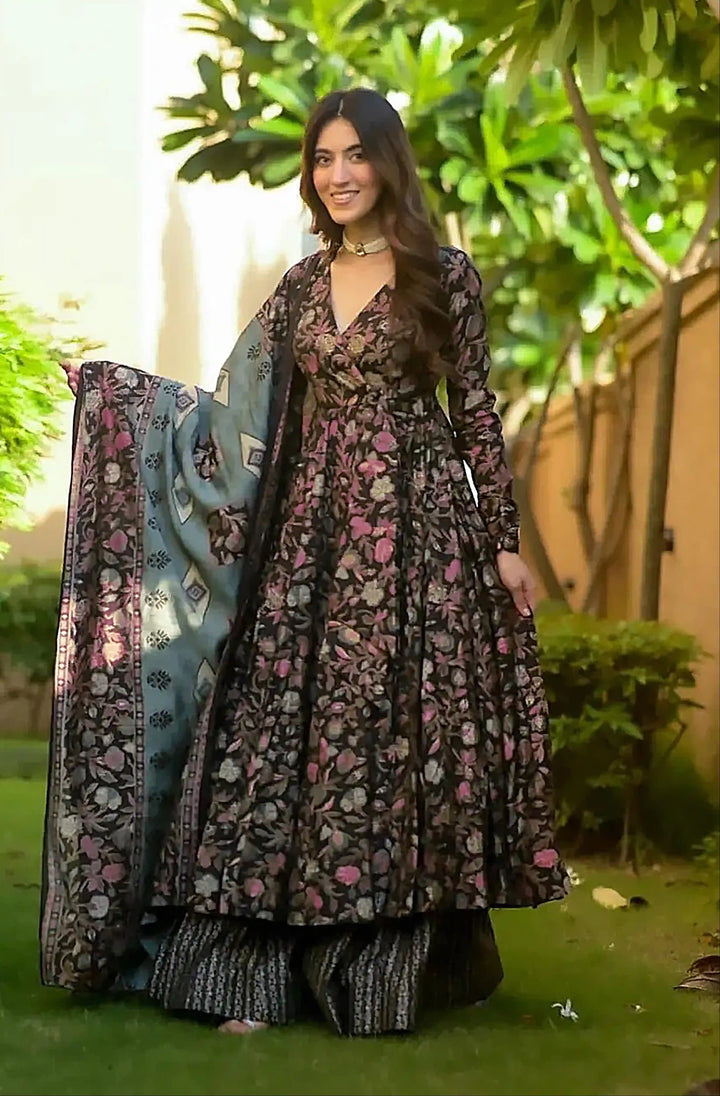 Fashionable Black Muslin Suit | Exclusive Digital Printed Attire