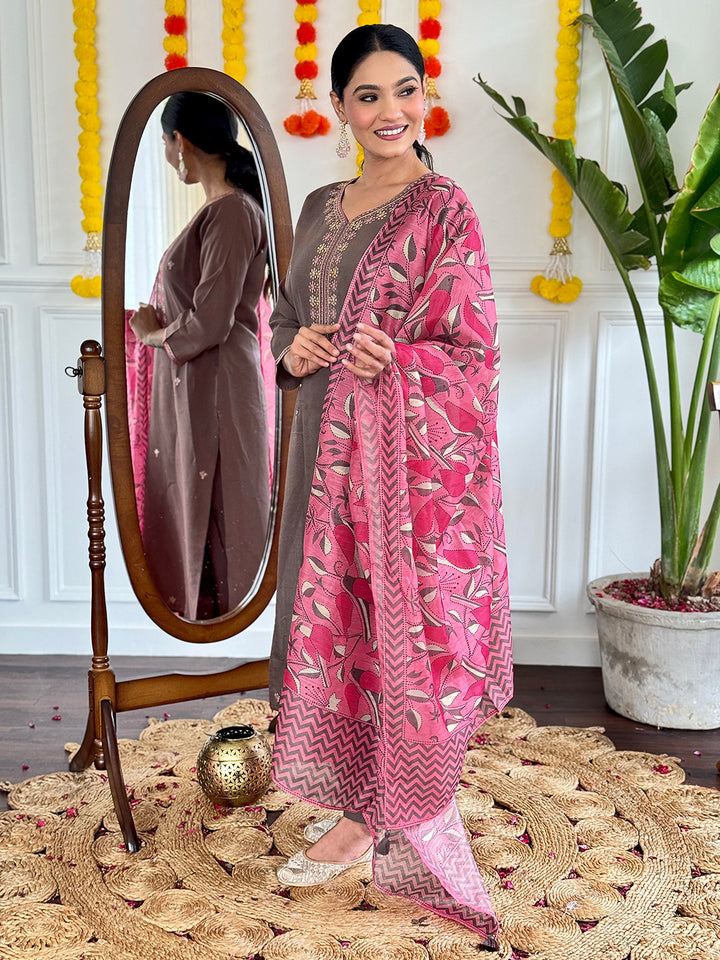 Gary Chanderi Viscose Salwar Suit | Embroidery & Printed Linen Dupatta