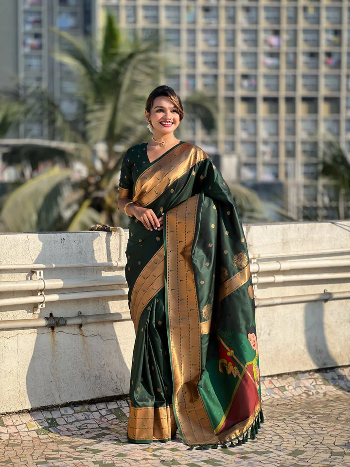 Royal Soft Silk Saree | Grand Weaving Figure Pallu & Elegant Blouse