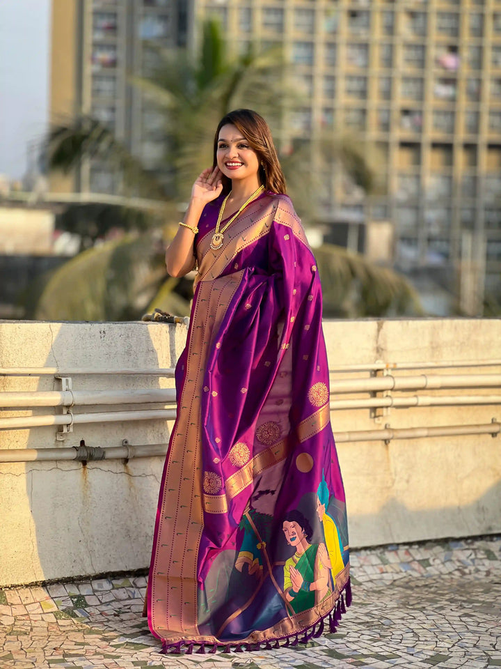 Royal Soft Silk Saree | Grand Weaving Figure Pallu & Elegant Blouse