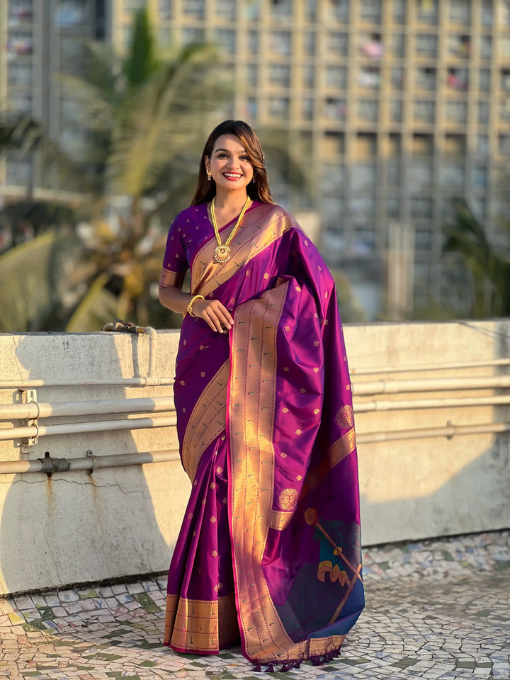 Royal Soft Silk Saree | Grand Weaving Figure Pallu & Elegant Blouse
