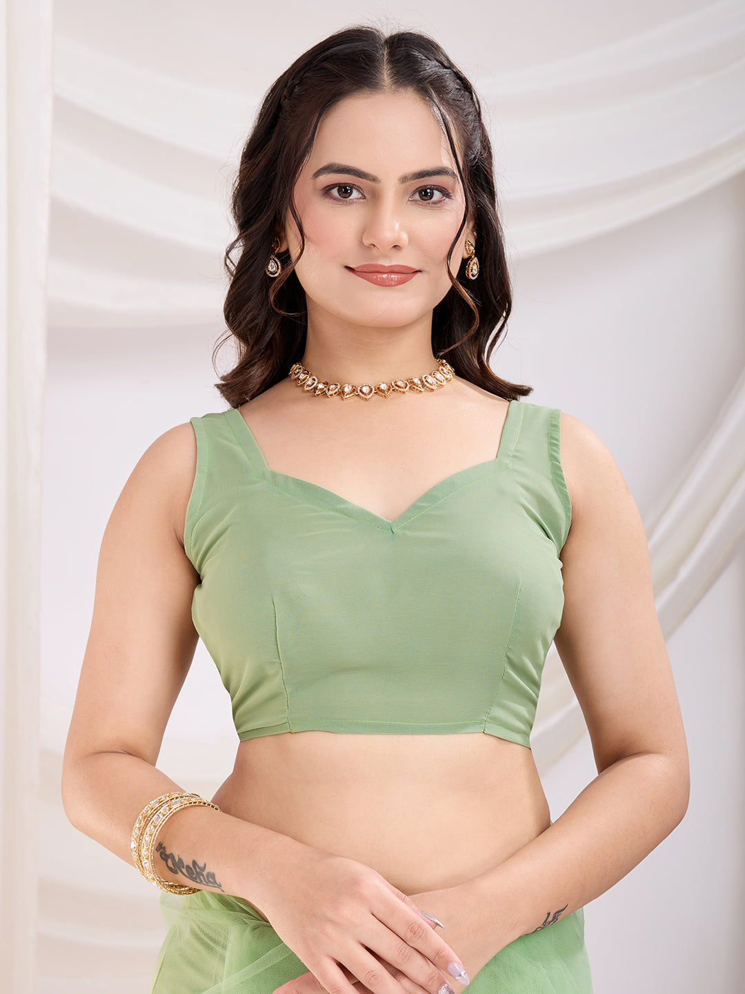 Soft Net Party Wear Saree | Designer Thread Embroidery Work with Mono Banglori Blouse
