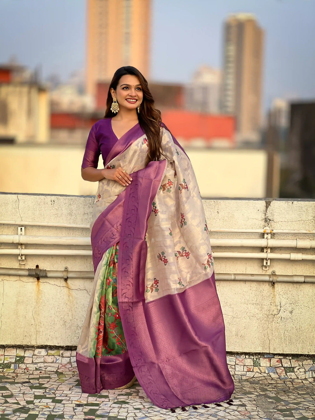 Stylish Wedding Cotton Linen Saree | Perfect for Grand Celebrations and Traditional Gatherings