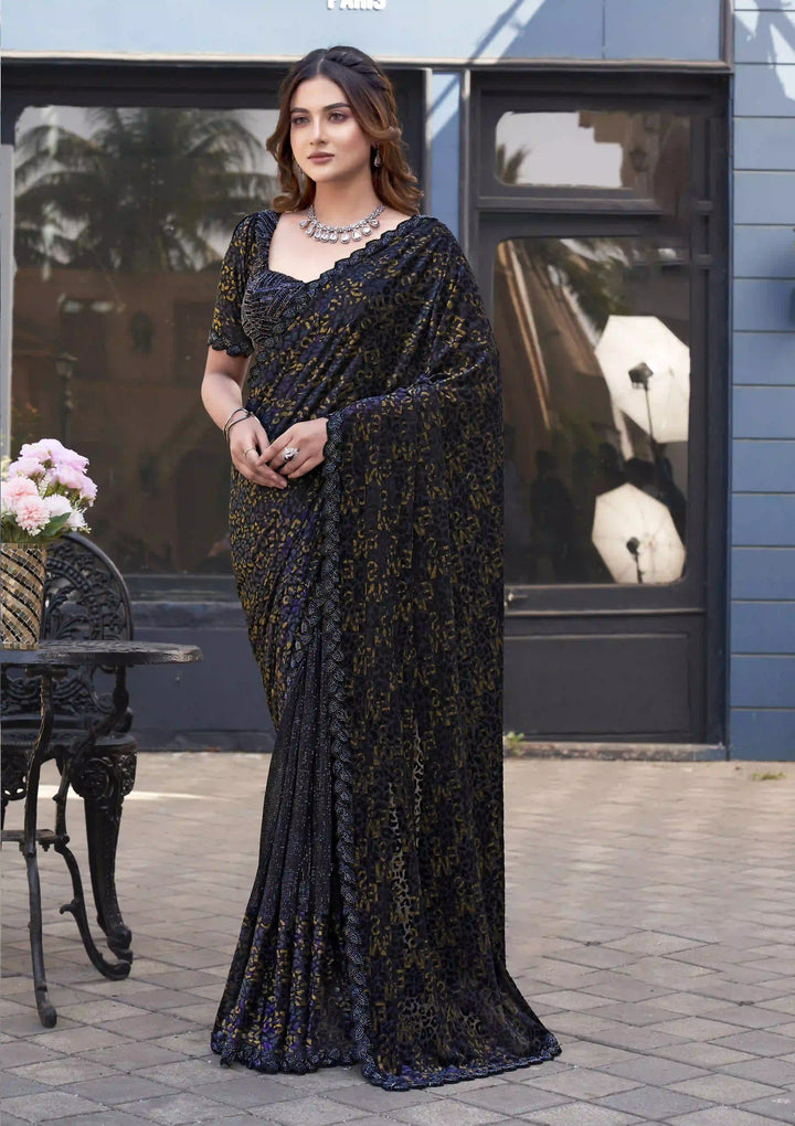 Traditional Elegant Gucci Velvet Black Saree – Finely Detailed for Formal Occasions