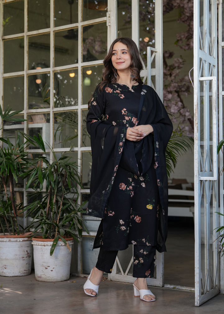 Traditional Elegant Silk Blend Black Salwar Kameez | An Ultimate Expression of Sophistication and Class