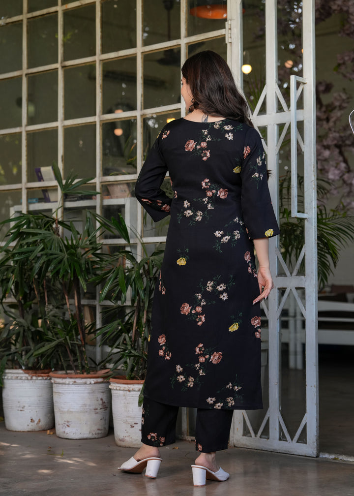 Traditional Elegant Silk Blend Black Salwar Kameez | An Ultimate Expression of Sophistication and Class