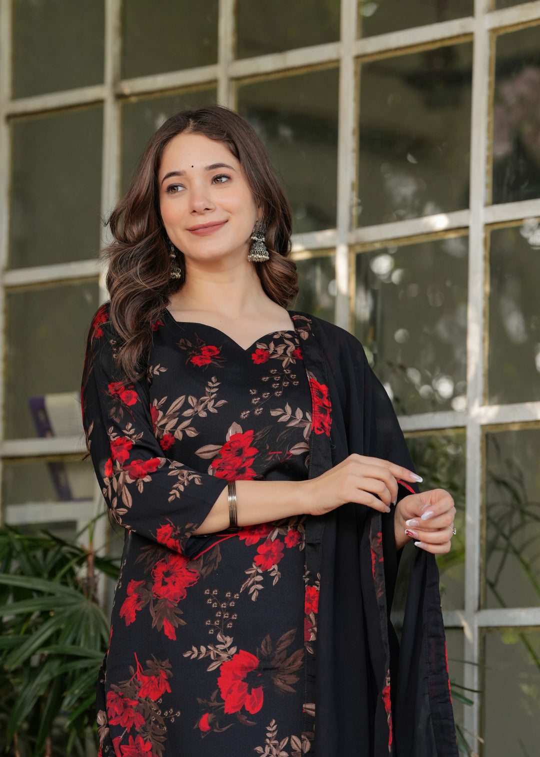 Exclusive Designer Silk Blend Black Salwar Kameez | Perfect for Grand Celebrations and Traditional Gatherings