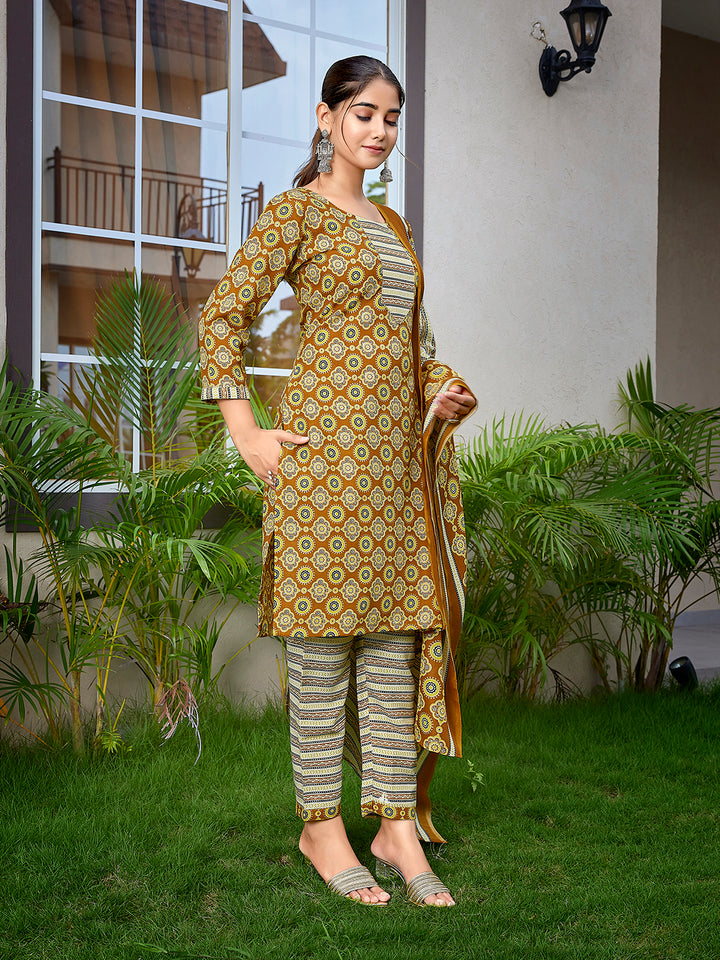 Traditional Elegant Cotton Blend  Salwar Kameez | Inspired by Timeless Traditions and Modern Fashion Trends