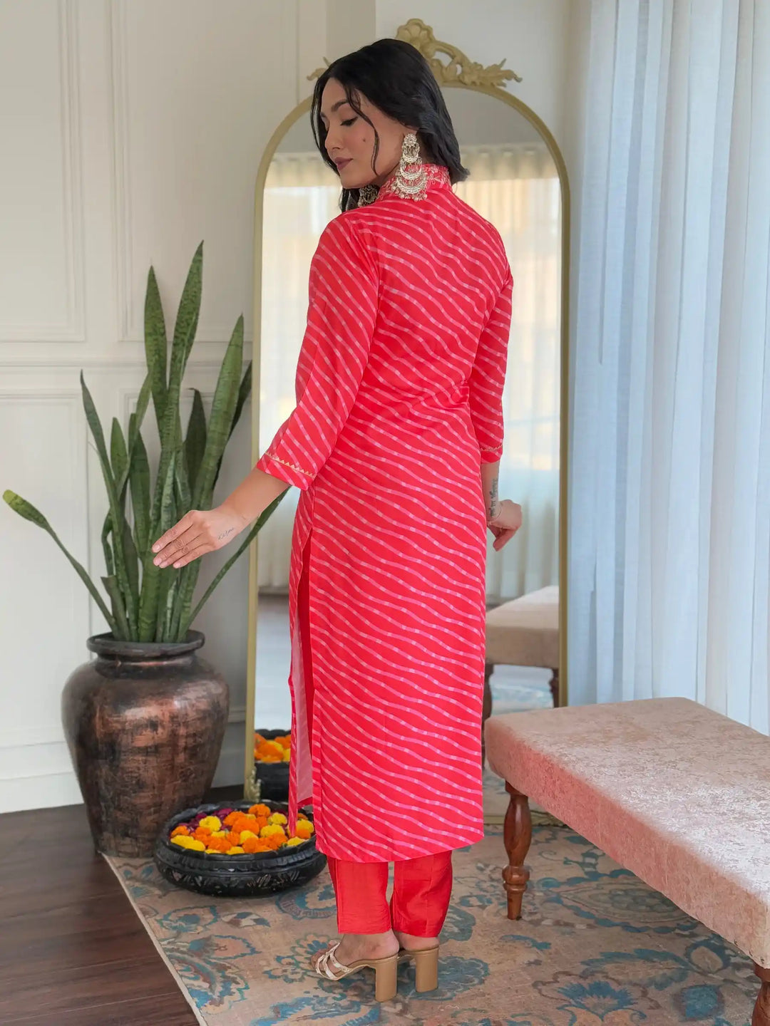 Stylish Muslin Kurti | Chinon Dupatta & Embroidery Detailing Partywear