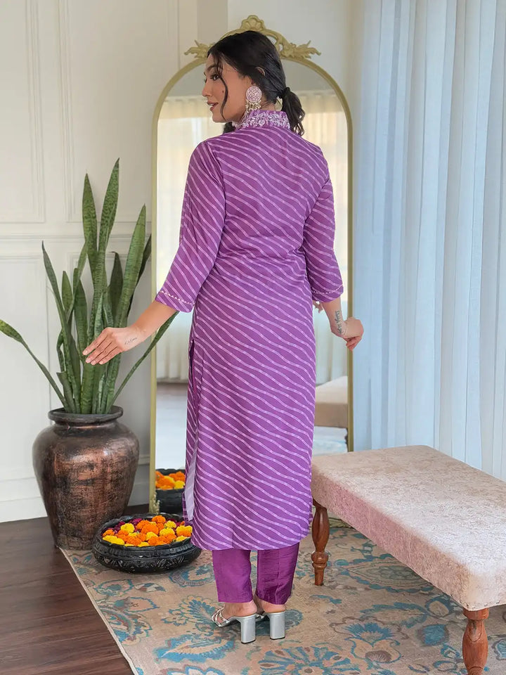 Stylish Muslin Kurti | Chinon Dupatta & Embroidery Detailing Partywear