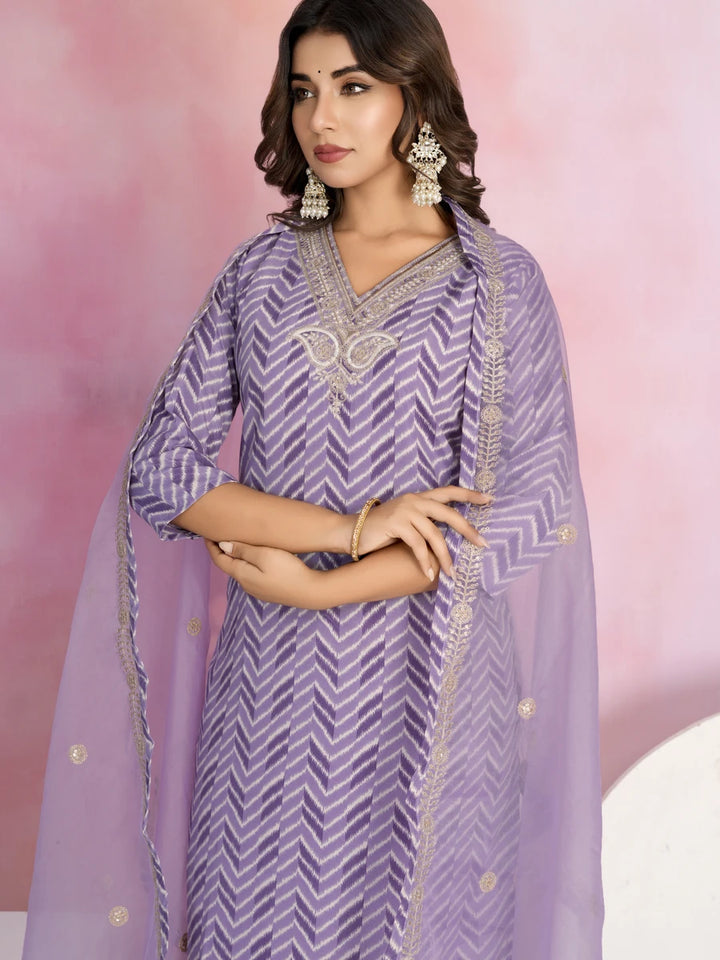 Beautiful  Lavender Suit | Embroidered Viscose Chanderi Kameez