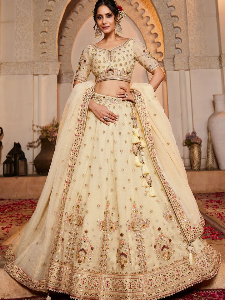 Luxurious Partywear Lehenga | Tissue Fabric & Heavy Work