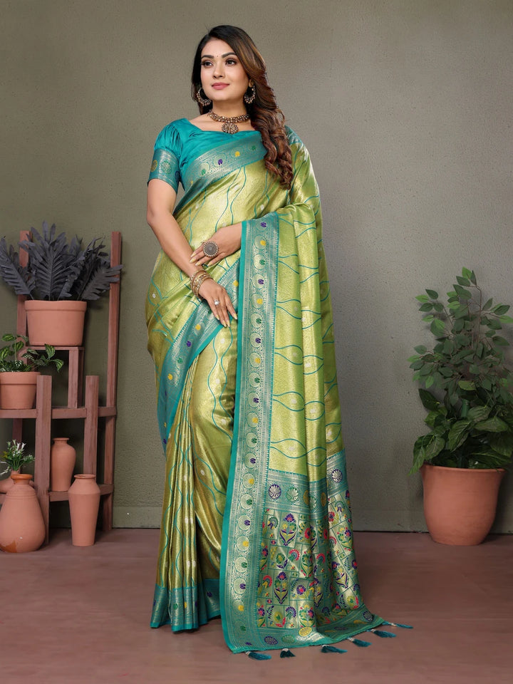 Royal Banarasi Tissue Silk Saree | Heavy Wevon Designer Art