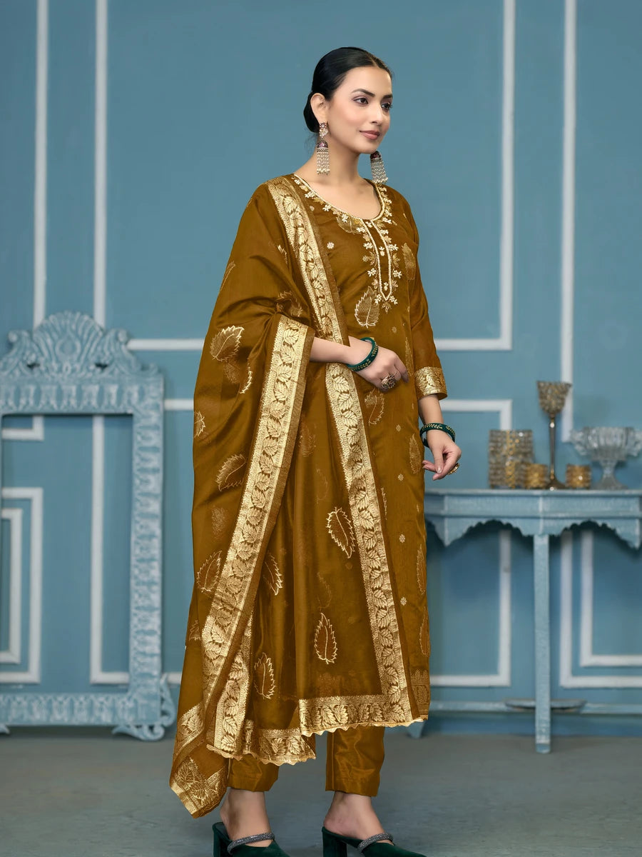 Stunning Festive Banarasi Salwar Kameez | Embroidered & Handcrafted